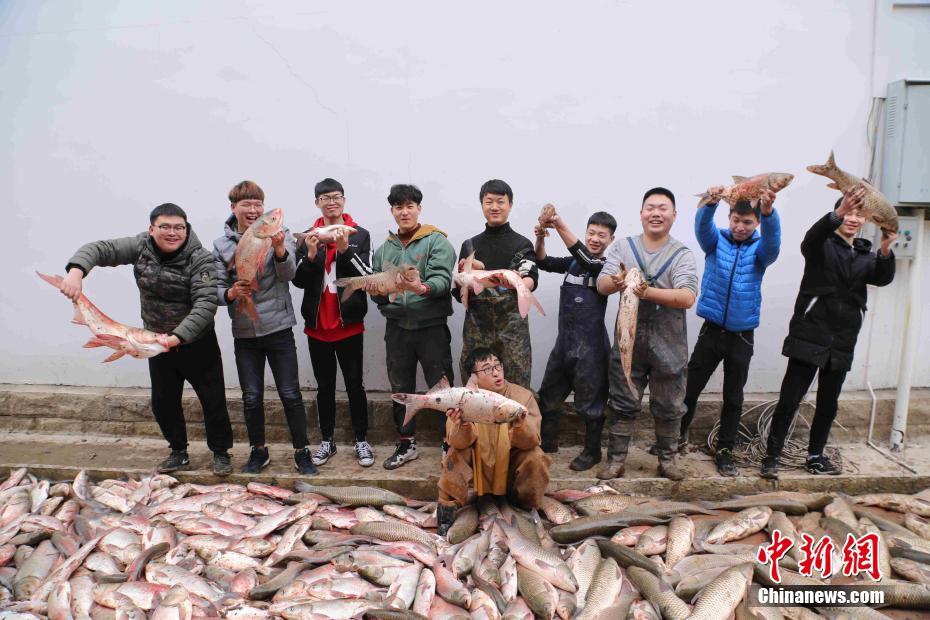 使命召唤19现代战争2卡斯托夫762怎么用比较好